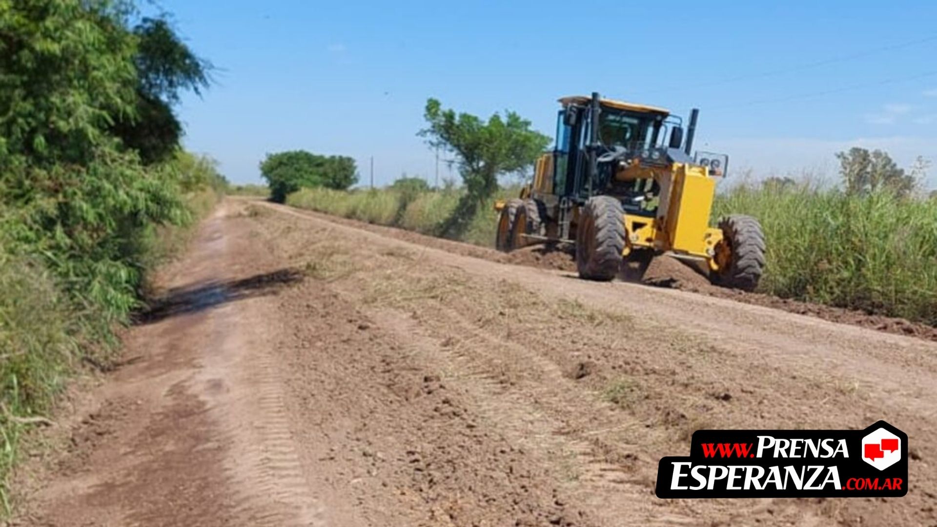 El municipio avanza con un operativo integral de mejora en caminos rurales del norte y este de la ciudad