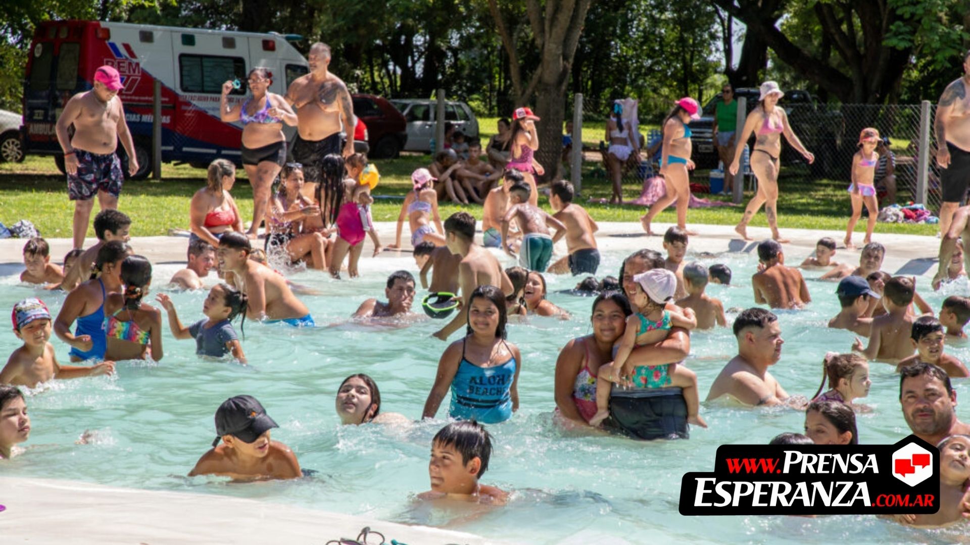 El Balneario Camping Municipal se consolida como uno de los espacios más elegidos del verano en Esperanza
