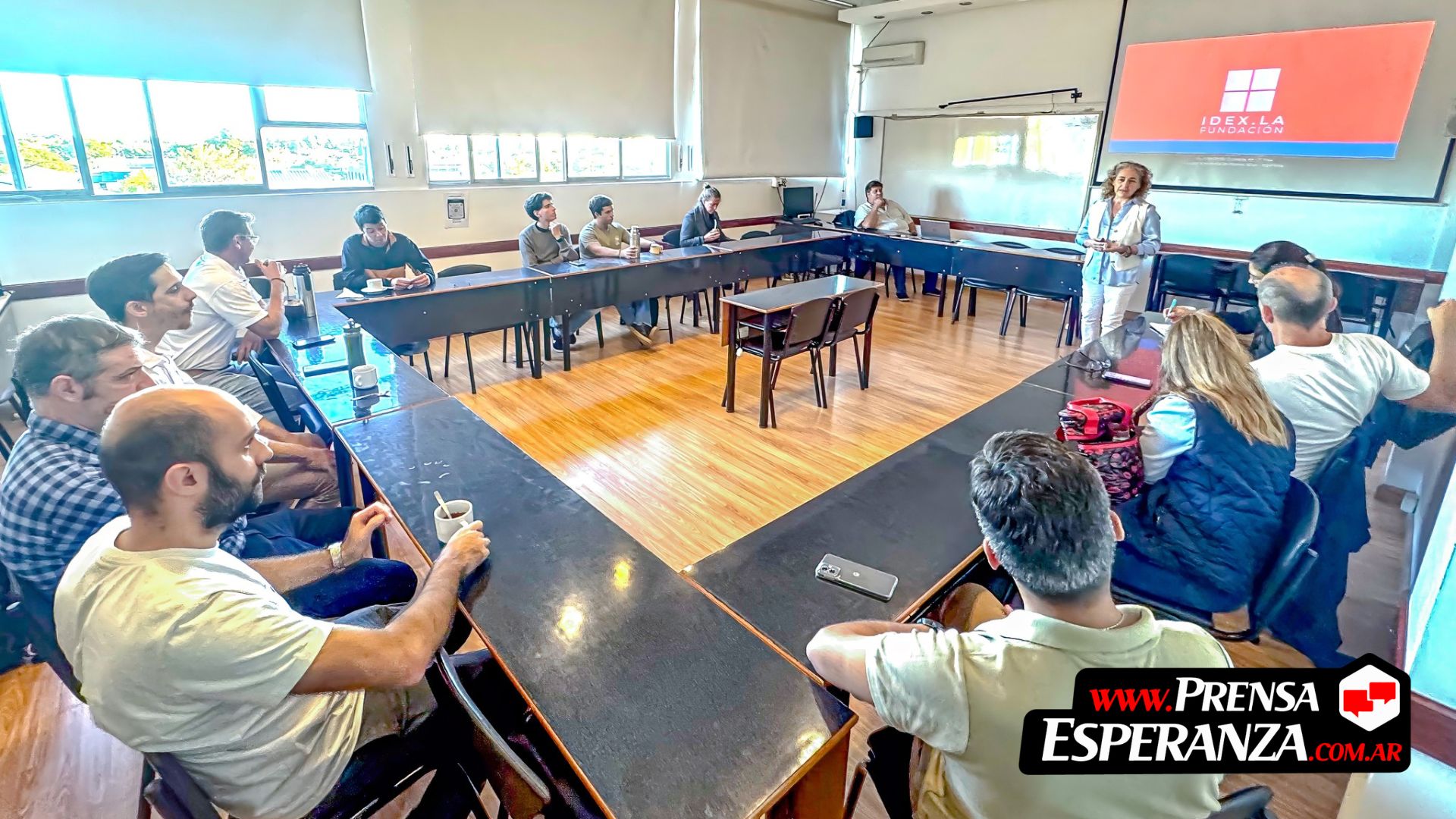 La Municipalidad lanzó un programa para formar mentores y fortalecer el ecosistema emprendedor