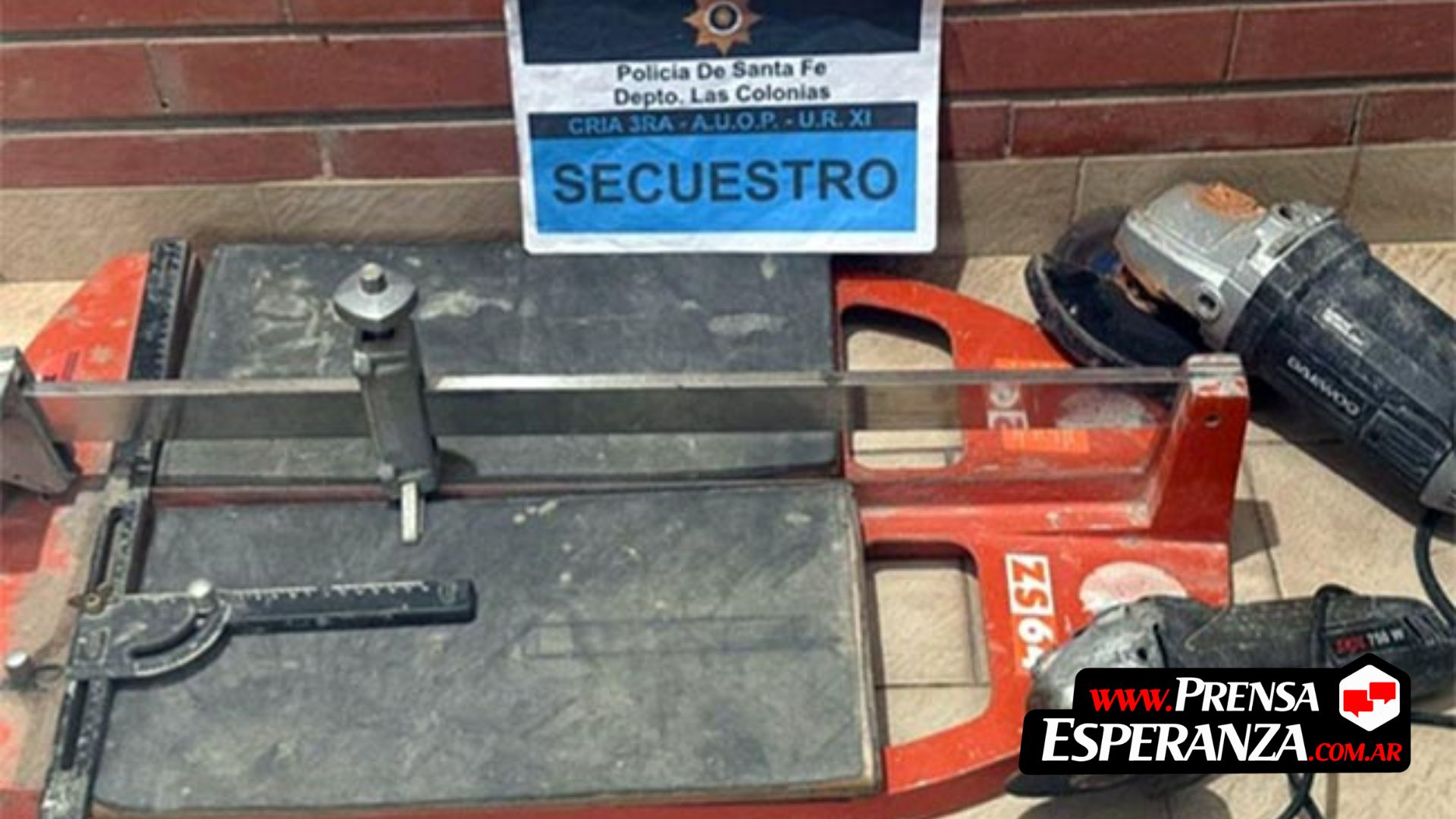 San Jerónimo Norte: recuperaron herramientas robadas de una obra y aprehendieron a un hombre